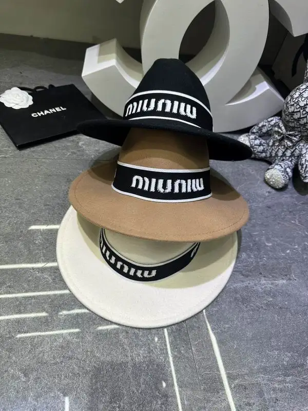 Miumiu top Hat dx85
